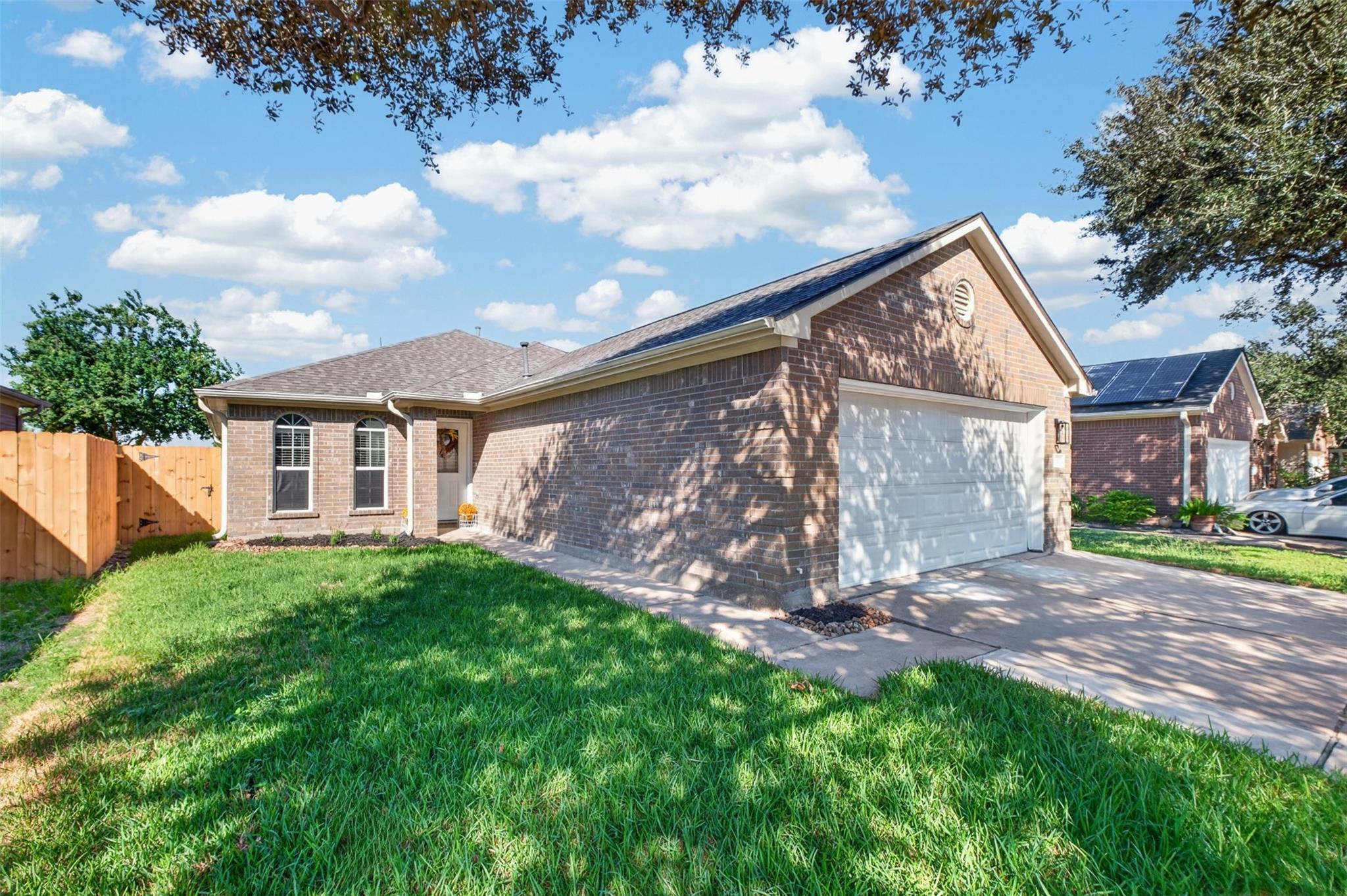 5107 Royal Cypress Drive