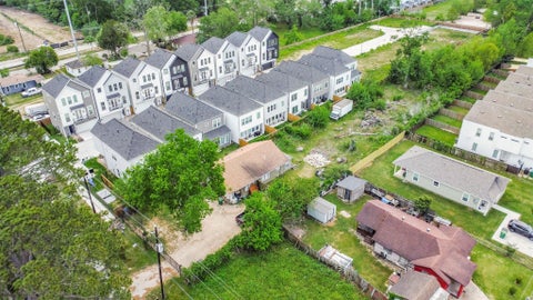 Photo of 1127 Mansfield Street, Houston, TX 77091 (MLS # 4947000)