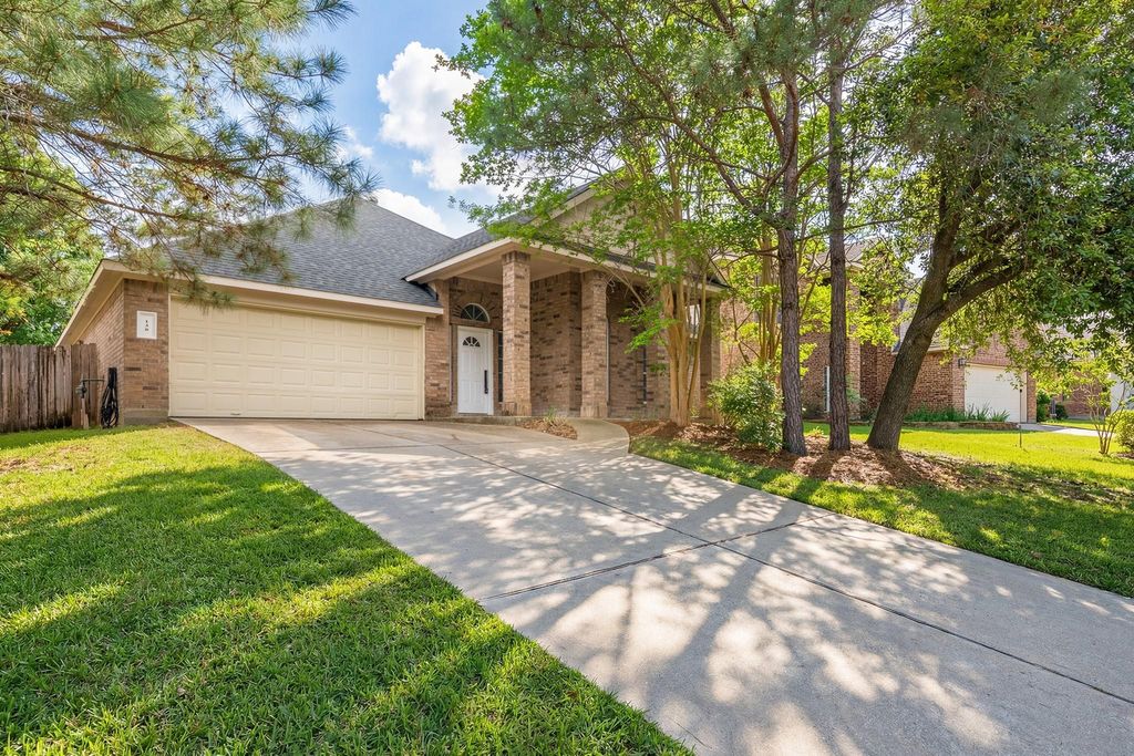 Photo of 138 Bryce Branch Cir, The Woodlands, TX 77382 (MLS # 36400884)