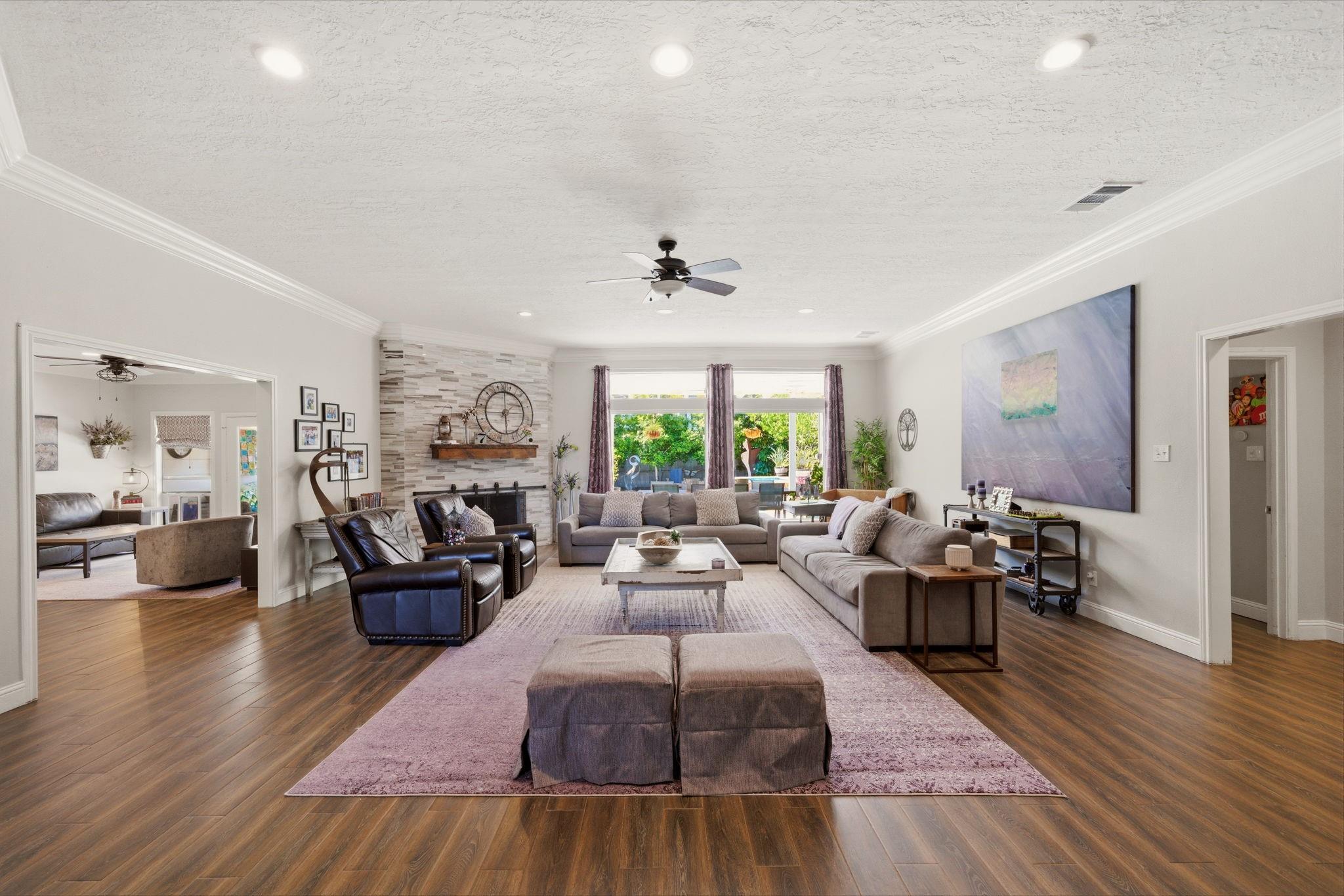 15903 Redwood Place Drive
