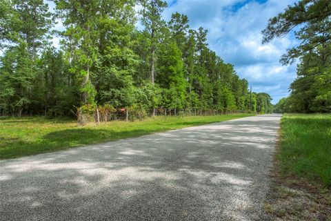 Vacant Land For Sale - LOT 5 Utley Road<br/> Huntsville, TX 77320