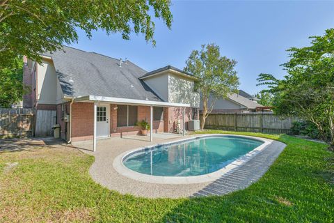 Photo of 5811 N Magazine Circle, Houston, TX 77084 (MLS # 71498114)