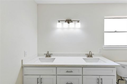 Tiny photo for 10314 Sageplum Drive, Houston, TX 77089 (MLS # 221846)