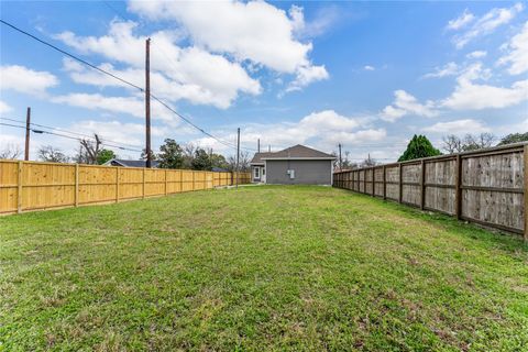 Tiny photo for 6441 De Priest Street, Houston, TX 77091 (MLS # 46937808)