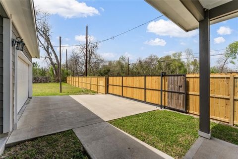 Tiny photo for 6441 De Priest Street, Houston, TX 77091 (MLS # 46937808)