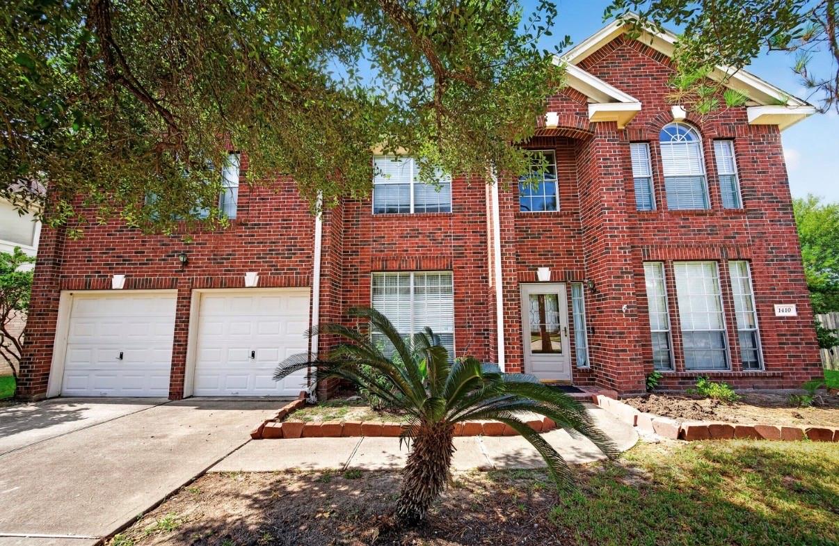 1410 Pine Forest Drive
