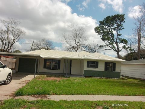 1505 Locklaine Dr Drive Pasadena TX 77502