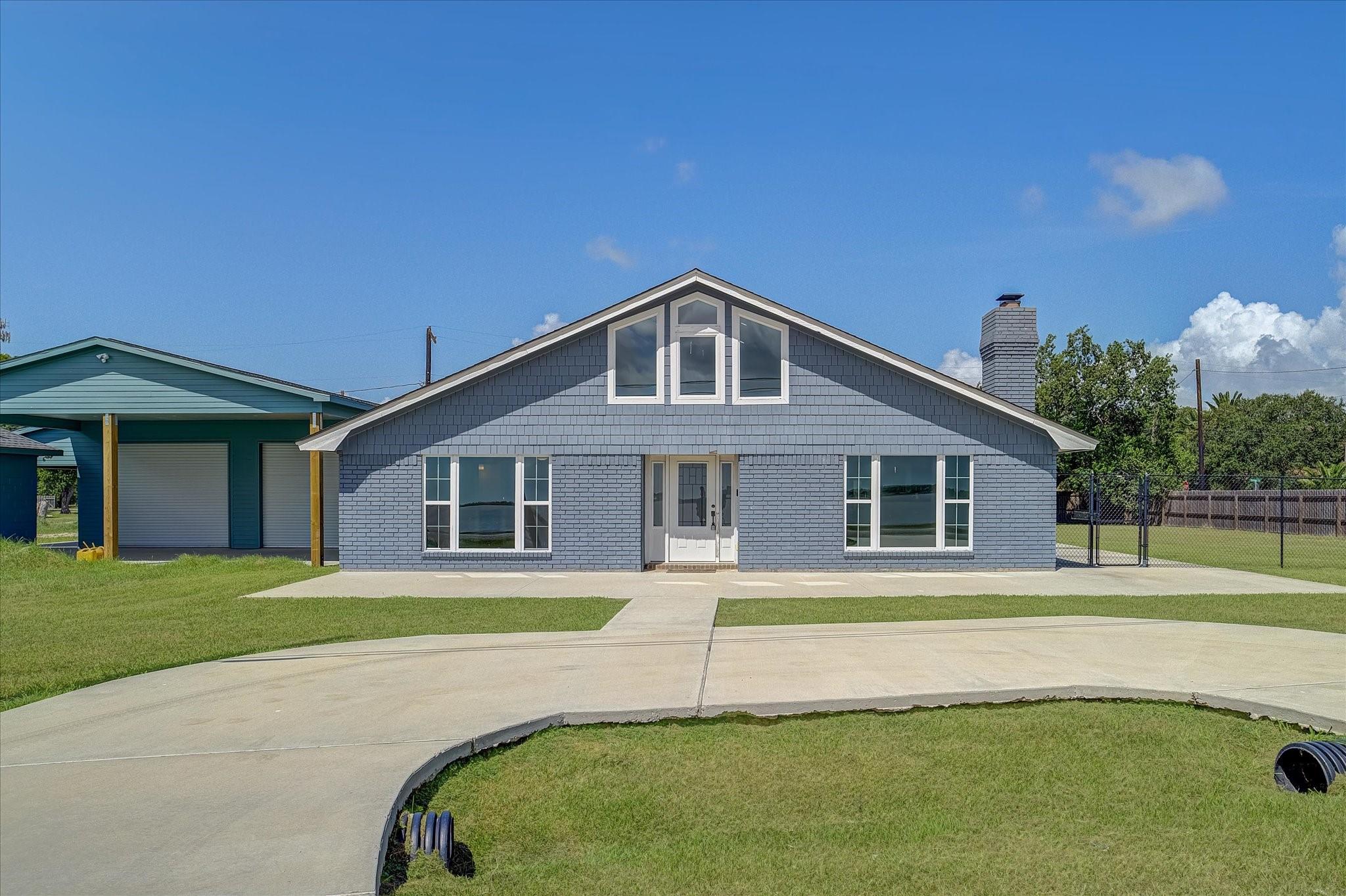 1809 E Bayshore Drive Drive
