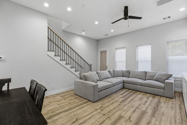 5361 Creekmont Oaks Lane