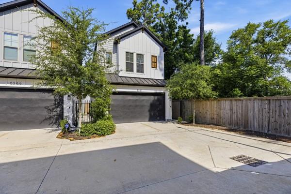 5361 Creekmont Oaks Lane
