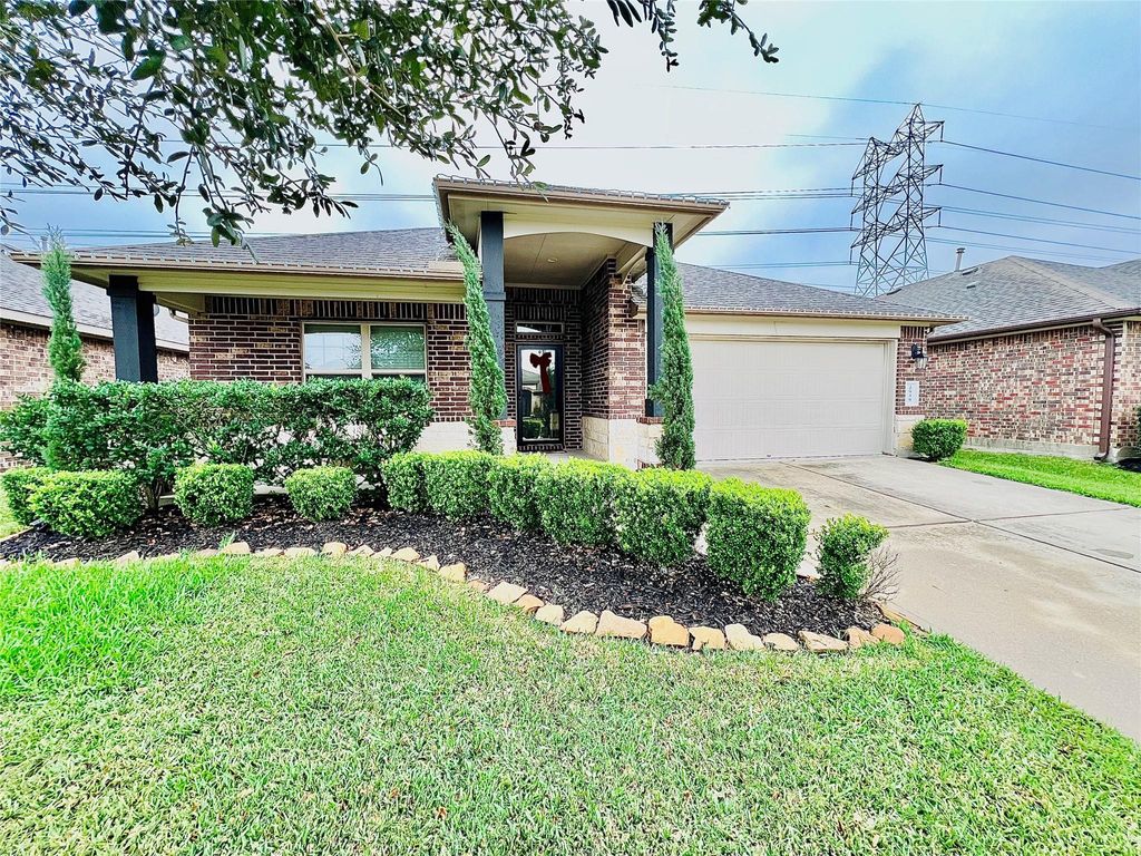 Photo of 2939 Canadian Goose Lane, Baytown, TX 77521 (MLS # 48928306)