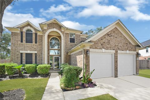 Homes For Sale - 4807 Elm View Circle<br/> Houston, TX 77084