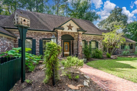 Photo of 31511 Helen Lane, Tomball, TX 77375 (MLS # 8444380)