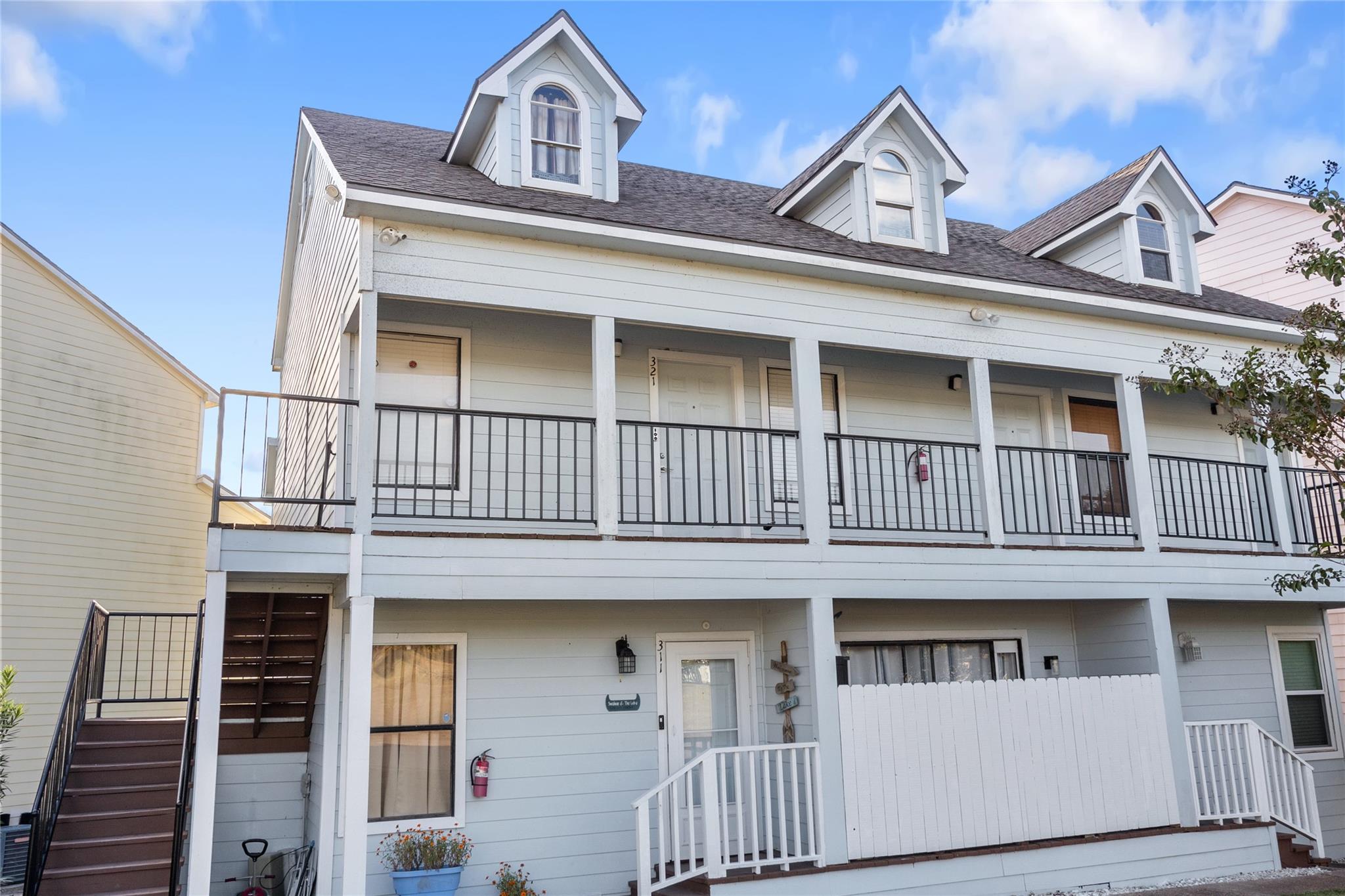 445 Carolcrest Lane 321