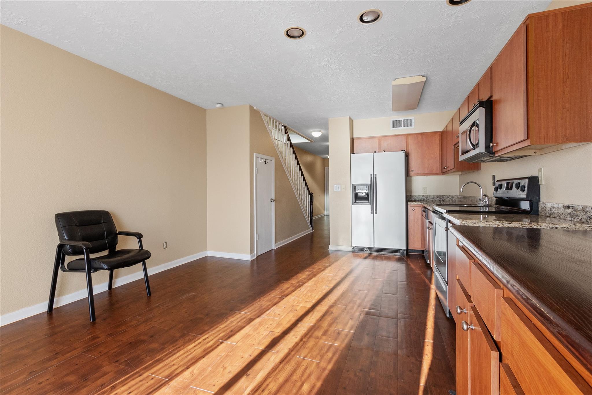 445 Carolcrest Lane 321