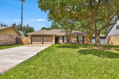 Photo of 17711 Smooth Rock Falls Drive, Spring, TX 77379 (MLS # 23302411)