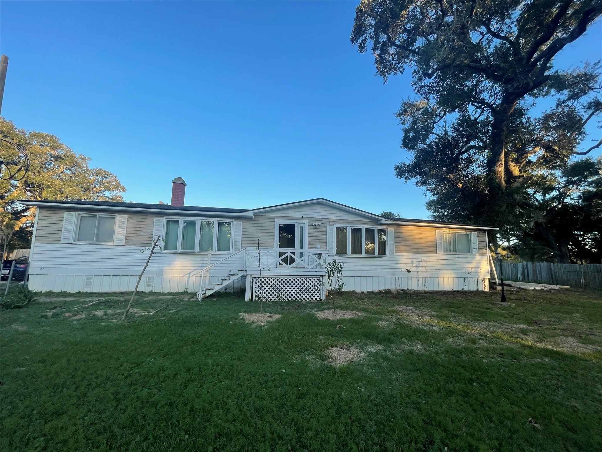 2746 Shady Creek Lane