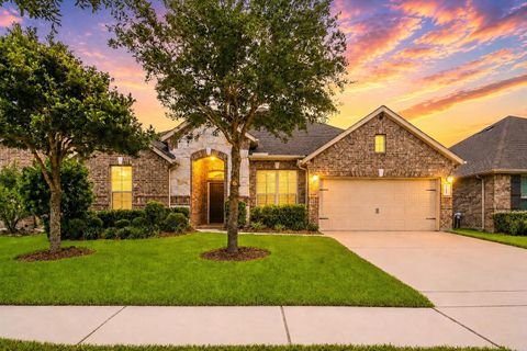 Photo of 12014 Delwood Terrace Drive, Humble, TX 77346 (MLS # 29920536)