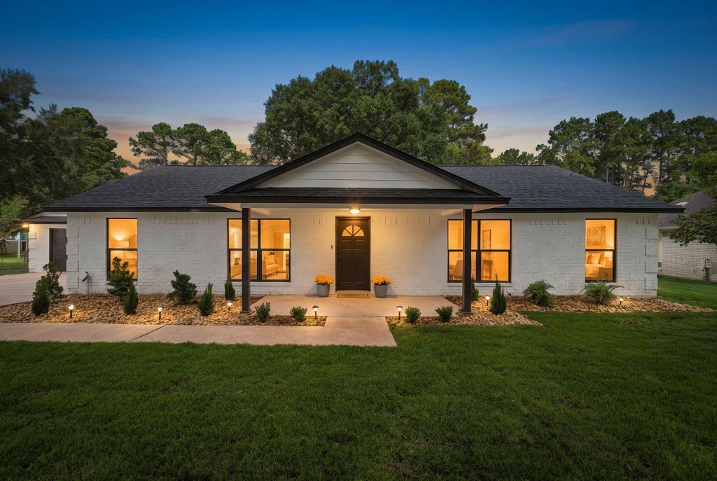 Photo of 30706 Mckinney Drive, Tomball, TX 77375 (MLS # 68187817)