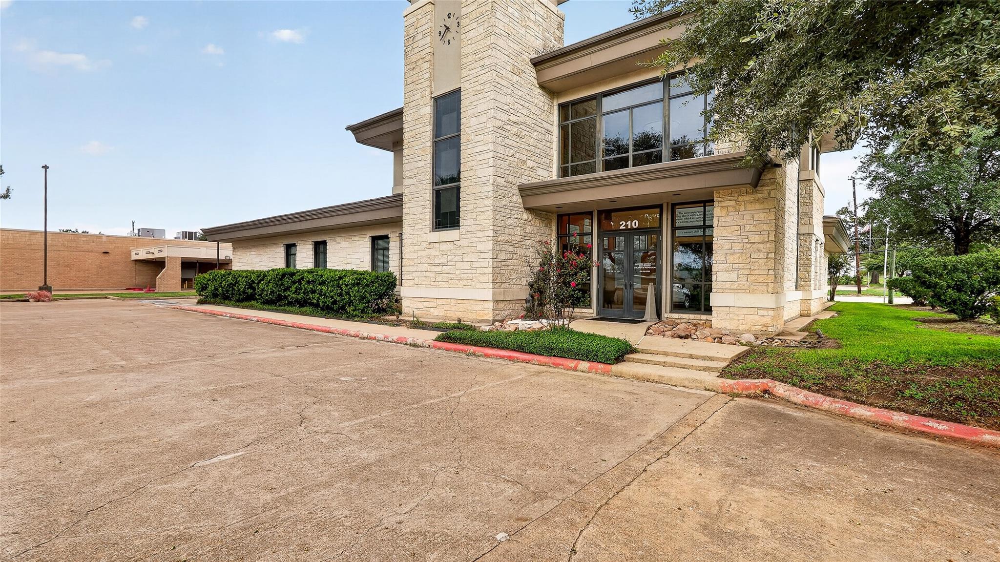 210 E Highway 79