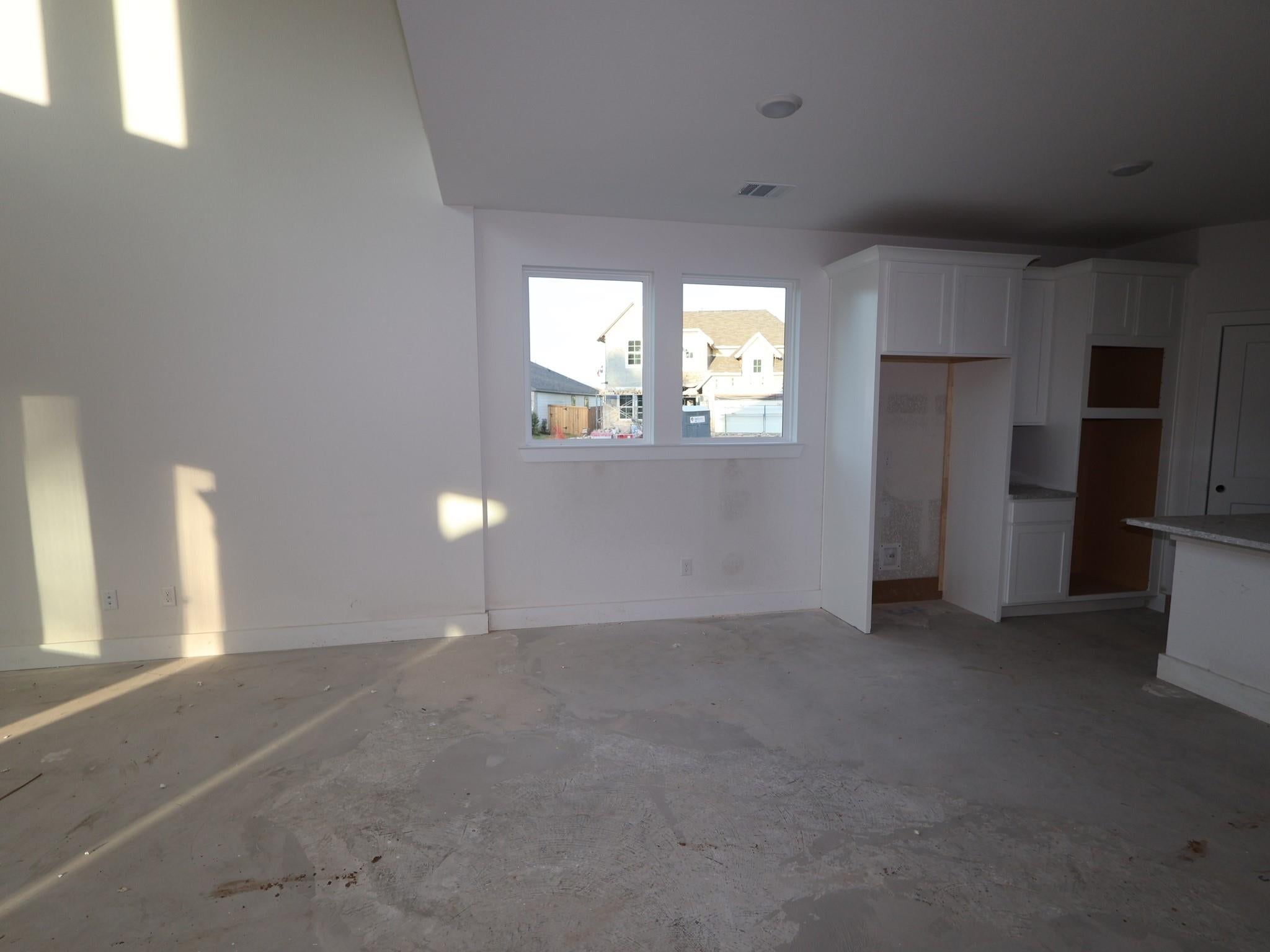 32206 Sunbeam Drive