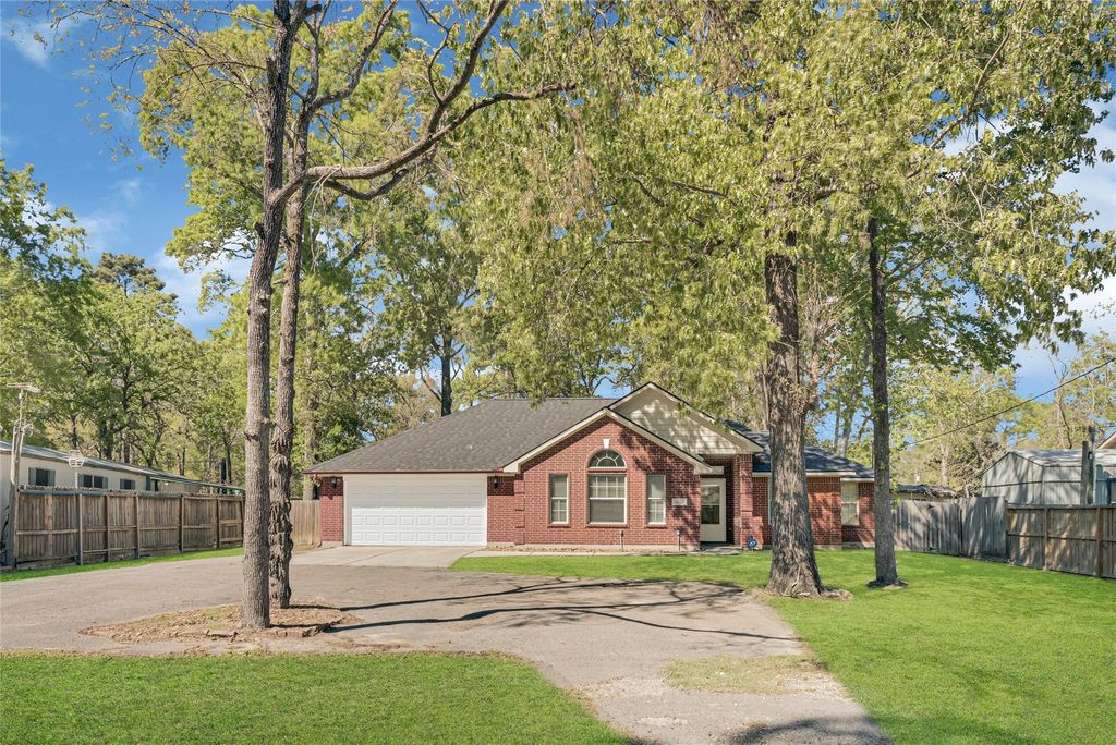 Photo of 18875 Ferney Lane, Porter, TX 77365 (MLS # 55261209)