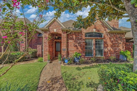 Photo of 6840 Queensclub Drive, Houston, TX 77069 (MLS # 62456238)