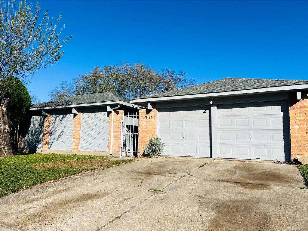 Photo of 13114 Benford Drive, Houston, TX 77099 (MLS # 90706268)