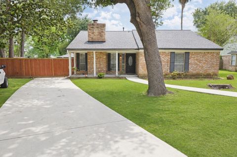 Photo of 20126 Salzburg Lane, Humble, TX 77338 (MLS # 86160367)