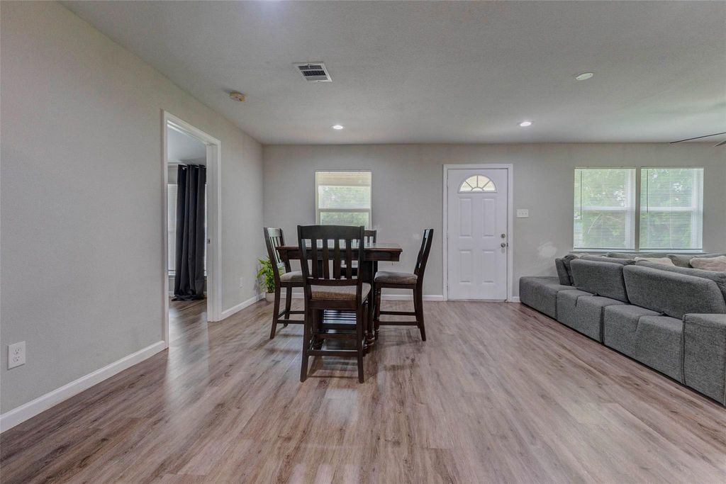 Photo of 5031 Caplin Street, Houston, TX 77026 (MLS # 85676606)