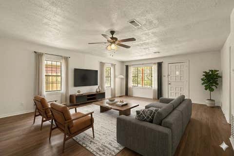 Photo of 2315 Leffingwell Street, Houston, TX 77026 (MLS # 22560167)