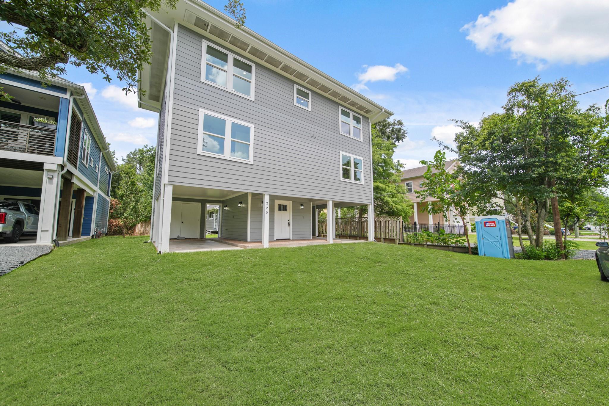 220 Pine Road