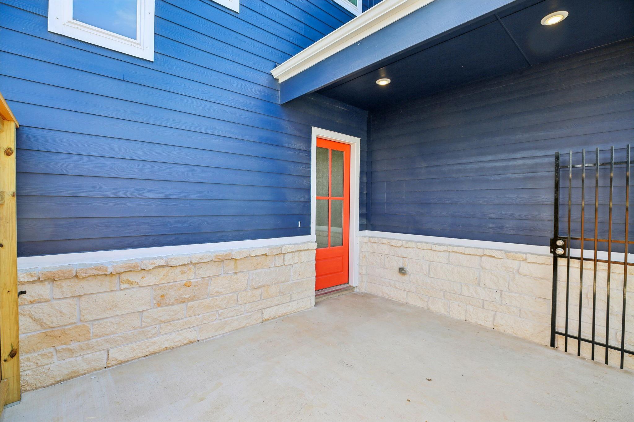 702 Topwater Trail