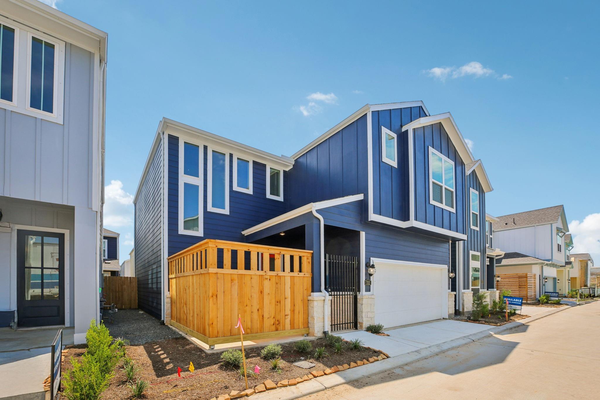 702 Topwater Trail