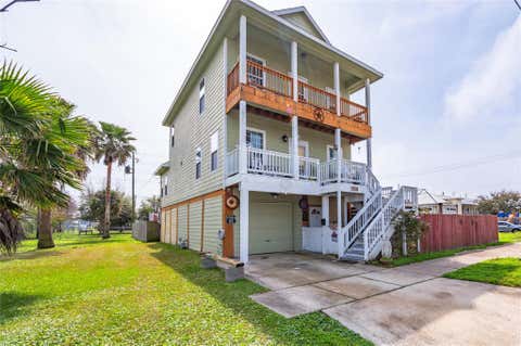 Photo of 2723 Postoffice, Galveston, TX 77550 (MLS # 84567384)