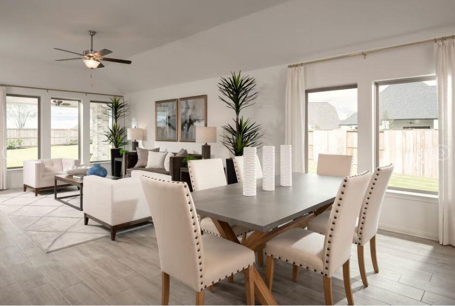 3211 Raintree Crescent Trail
