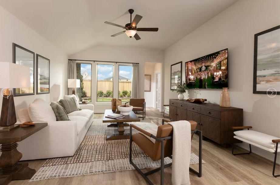 3211 Raintree Crescent Trail