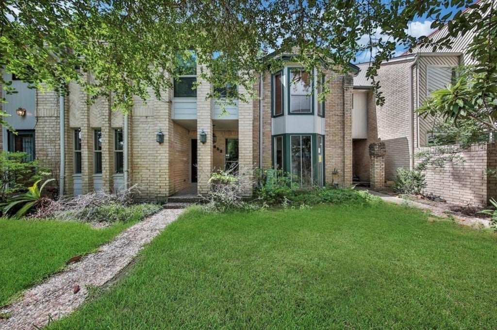 Photo of 652 N Eldridge Parkway, Houston, TX 77079 (MLS # 42296223)