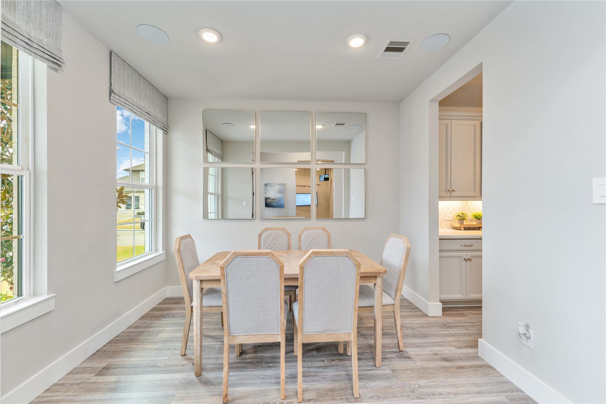 5014 Mesa Cove Drive