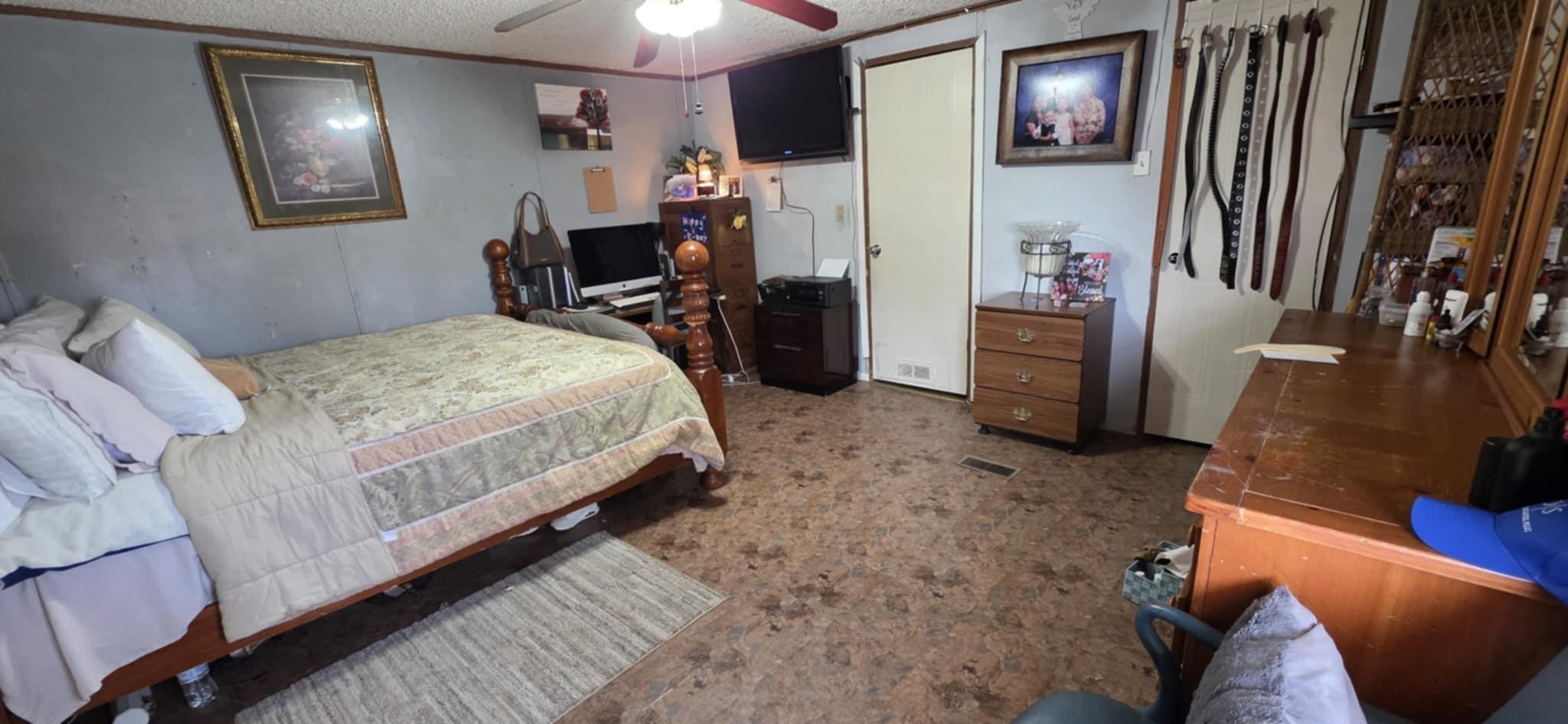 203 Oak Creek Drive