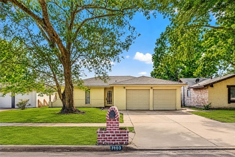 Photo of 7803 Bunker Wood Lane, Houston, TX 77086 (MLS # 90281822)