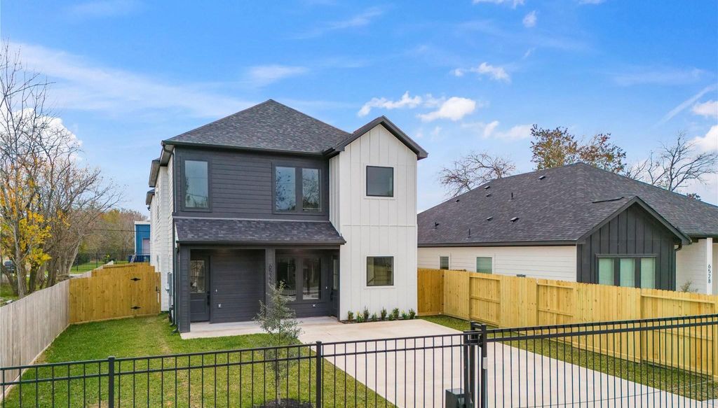 Photo of 6532 Weston Street #B, Houston, TX 77021 (MLS # 2877406)