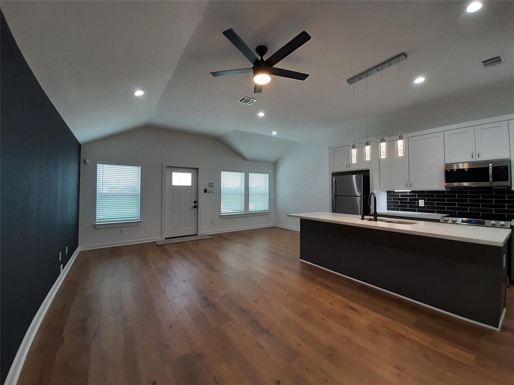 Photo of 4530 Mayflower Street, Houston, TX 77051 (MLS # 96509801)