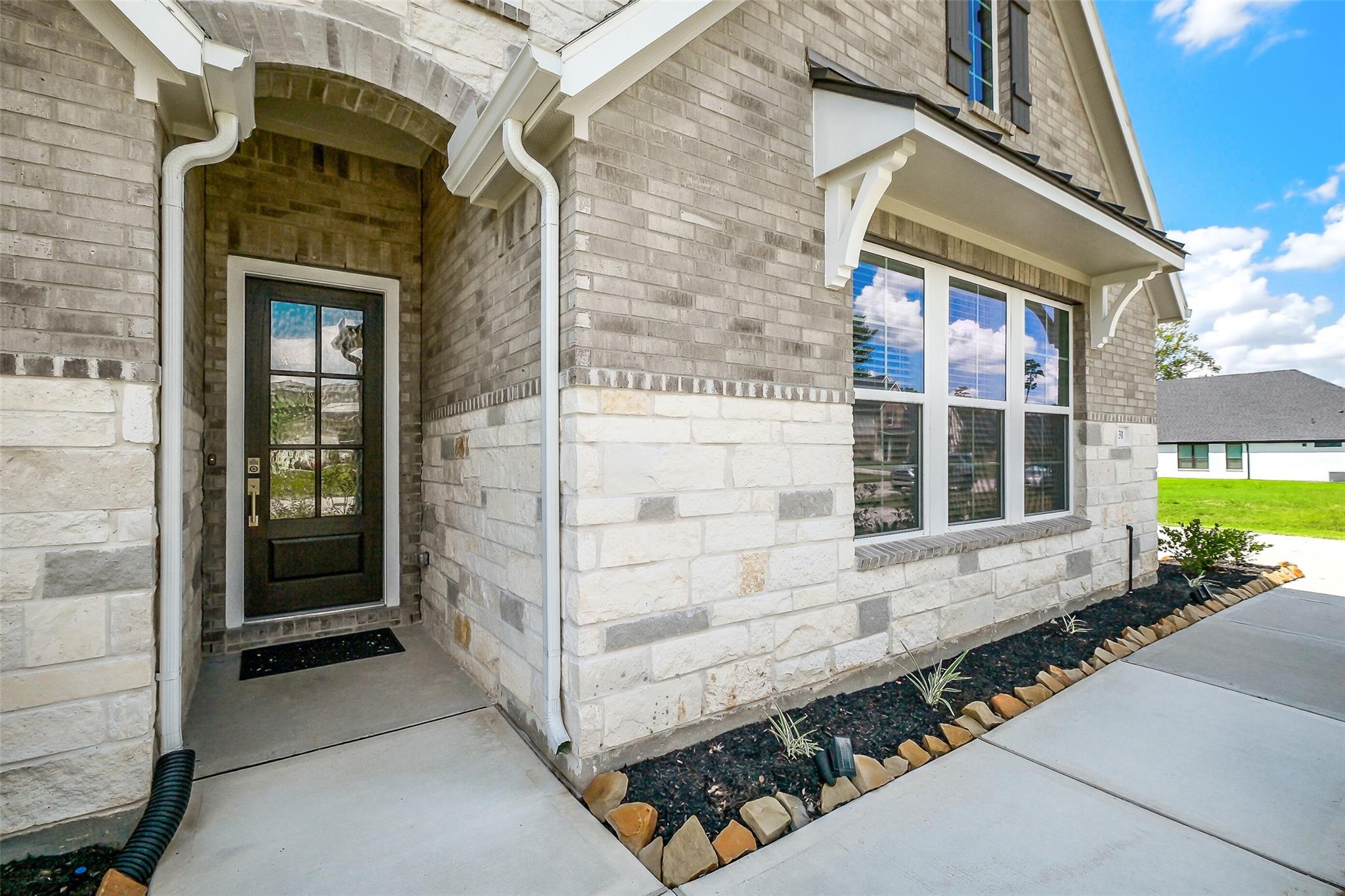 631 Running Iron Lane