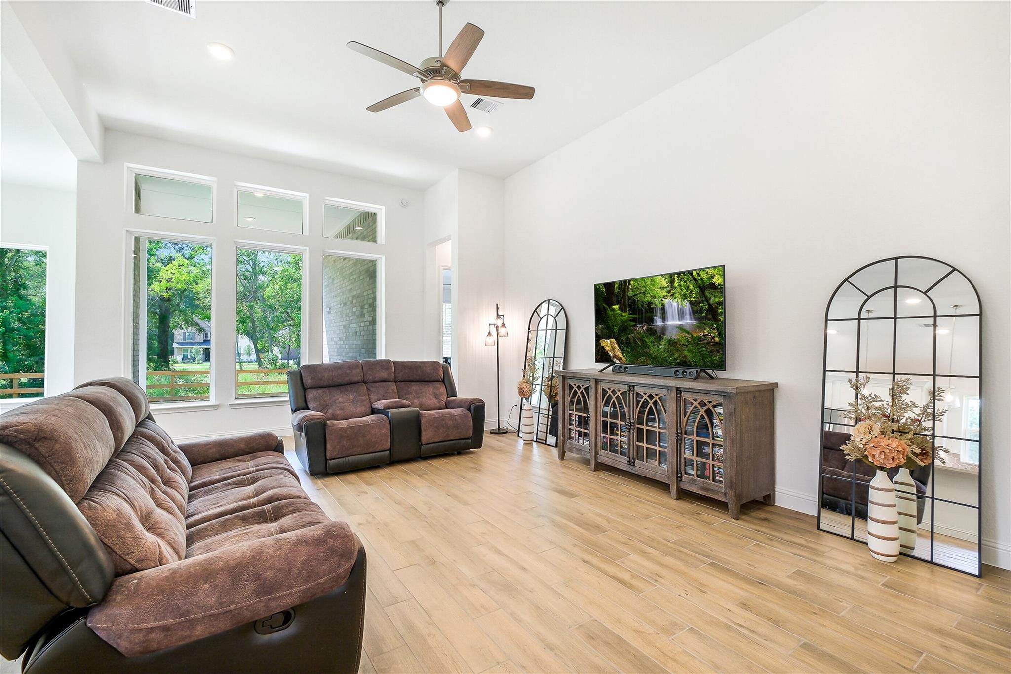 631 Running Iron Lane