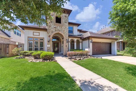 Photo of 6015 Turner Shadow Lane, Sugar Land, TX 77479 (MLS # 36880091)
