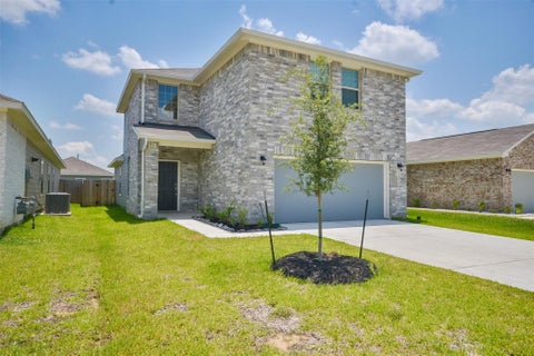Photo of 24810 Winema Woods Lane, Huffman, TX 77336 (MLS # 43242477)