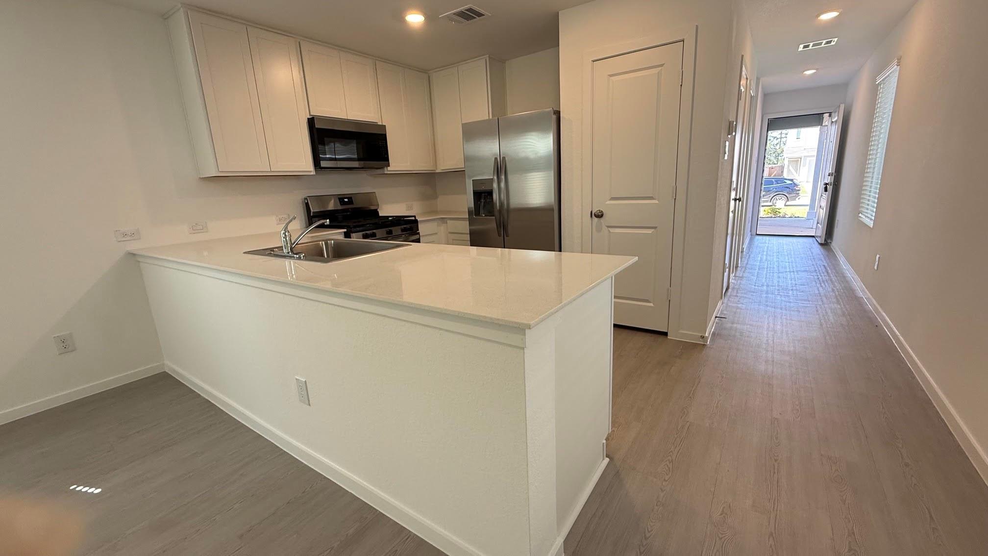 913 Pertuso Lane