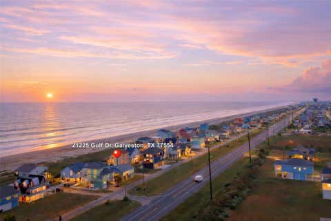 Photo of 21225 Gulf Dr Dr, Galveston, TX 77554 (MLS # 12666351)