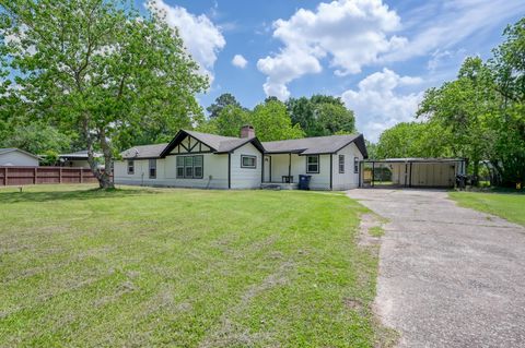 Photo of 29906 Hunters Road, Magnolia, TX 77355 (MLS # 58994011)